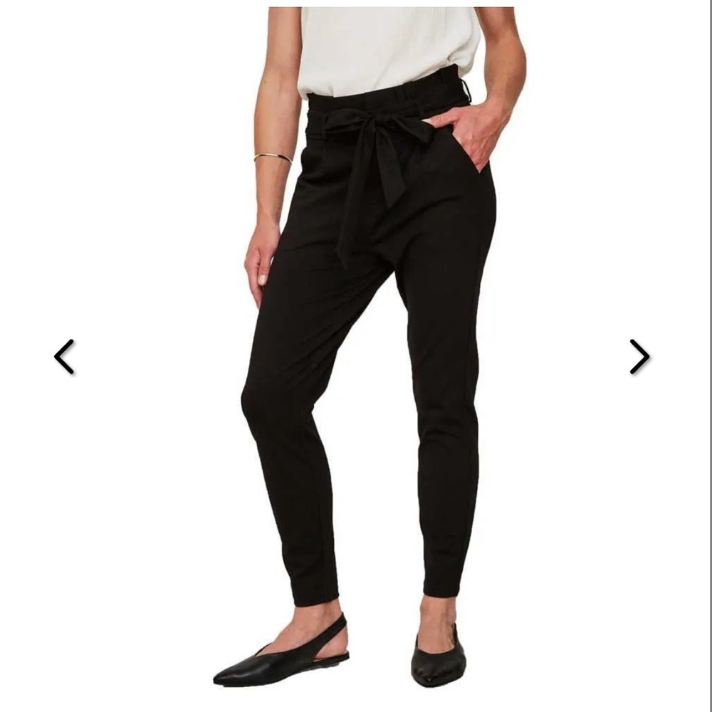 VERO MODA - VMSIA HR LOOSE TAP PAPERBAG SHINY PANT - SIZE M